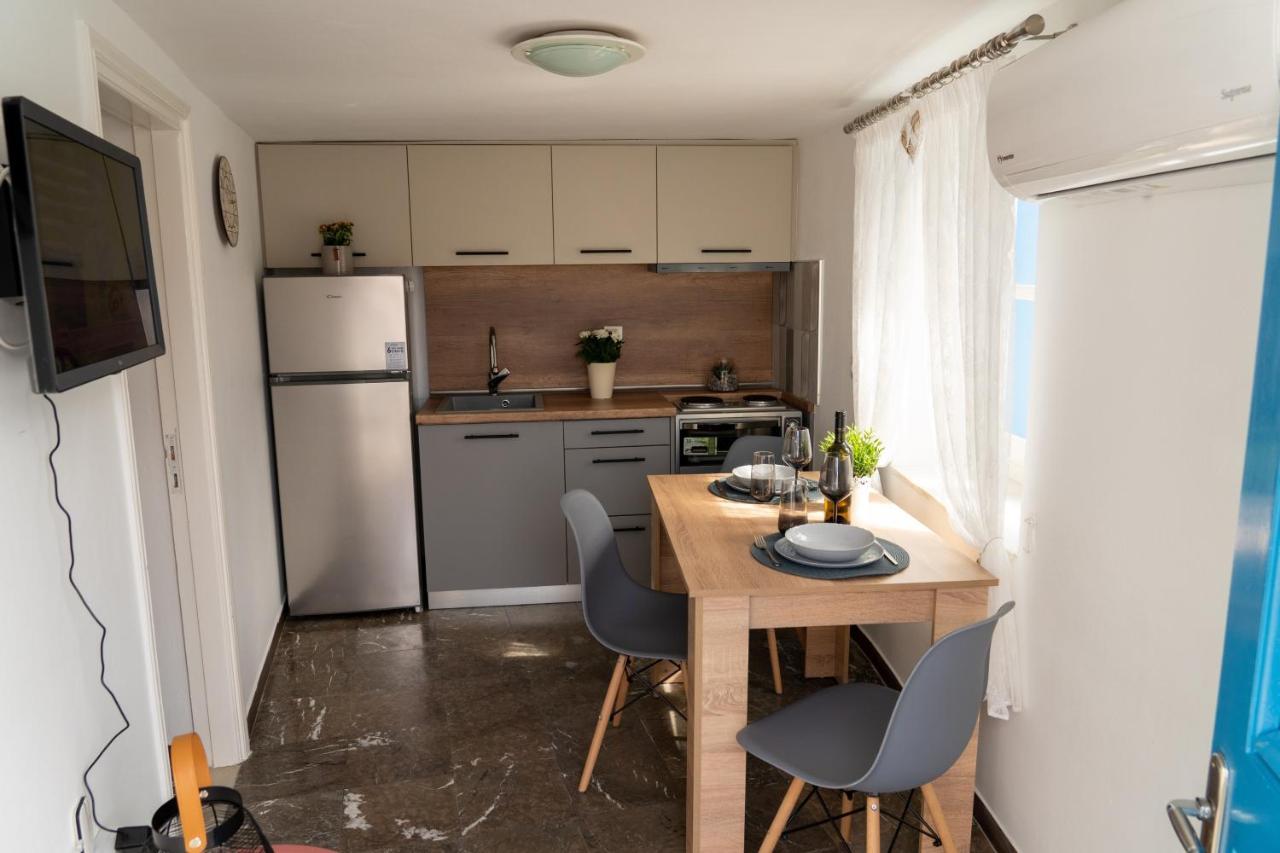 Anna'S Lovely House 이드라 외부 사진